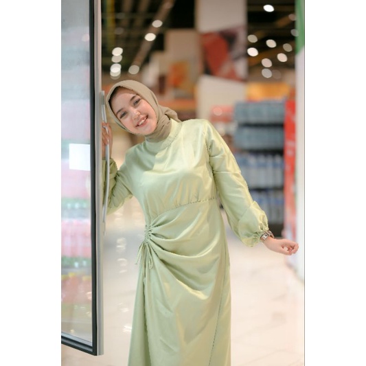 KAYONA DRES SATIN MAXMARA