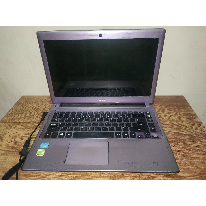 Laptop acer v5 471 core i3 ram 4 gb Nvidia GeForce 710M