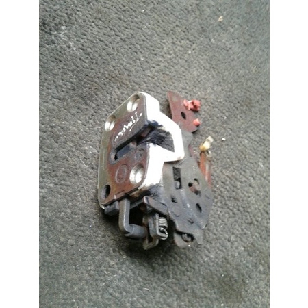 doorlock belakang kanan timor copotan