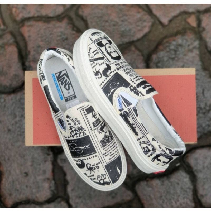 Sepatu Sneakers Vans Megazine Slip On Slop  Couple Cewek Cowok Kado Hadiah Hangout Santai Jalan nyaman di pakai kece