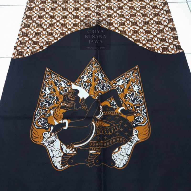 Sinjang/Jarik/Kain Batik Latar Hitam