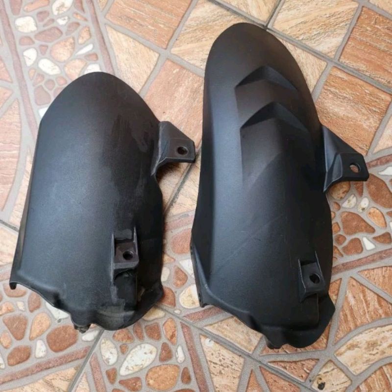 Spakbor Kolong PCX 160 Bahan ABS plastik Panjang Hugger Kolong PCX 160