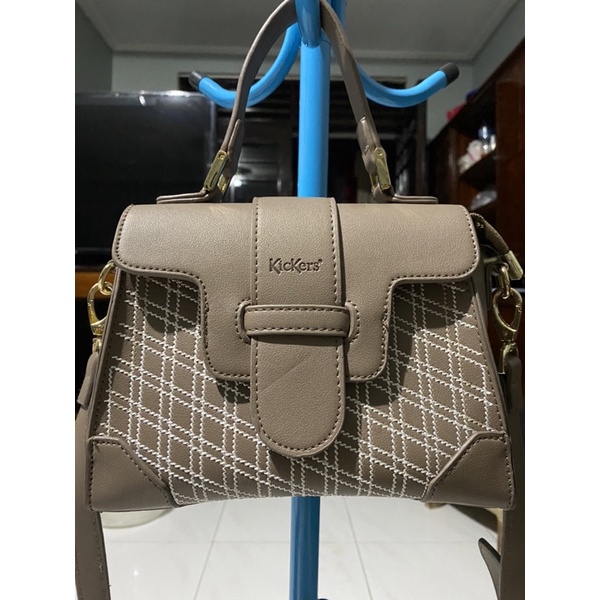 tas branded kickers original