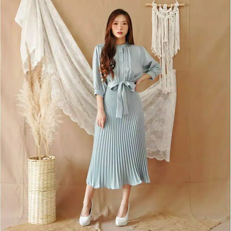 PREMIUM !!! Gabrielle pleated button plisket midi dress