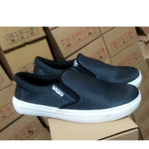 Sepatu slip on abu2 Sepatu Vans abu2 Tampa tali