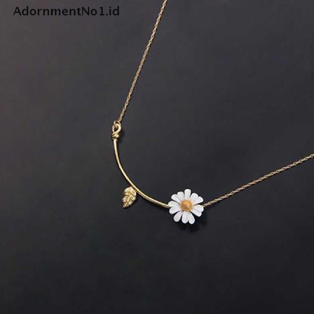 [AdornmentNo1] Anting Tusuk Motif Bunga Daisy Kecil Lucu Gaya Korea Untuk Wanita Perempuan [ID]