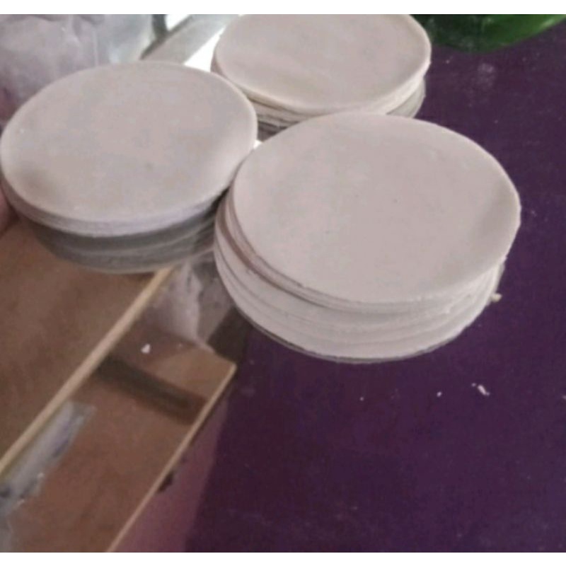 

Kulit Dimsum Lembut dan Mudah dibentuk