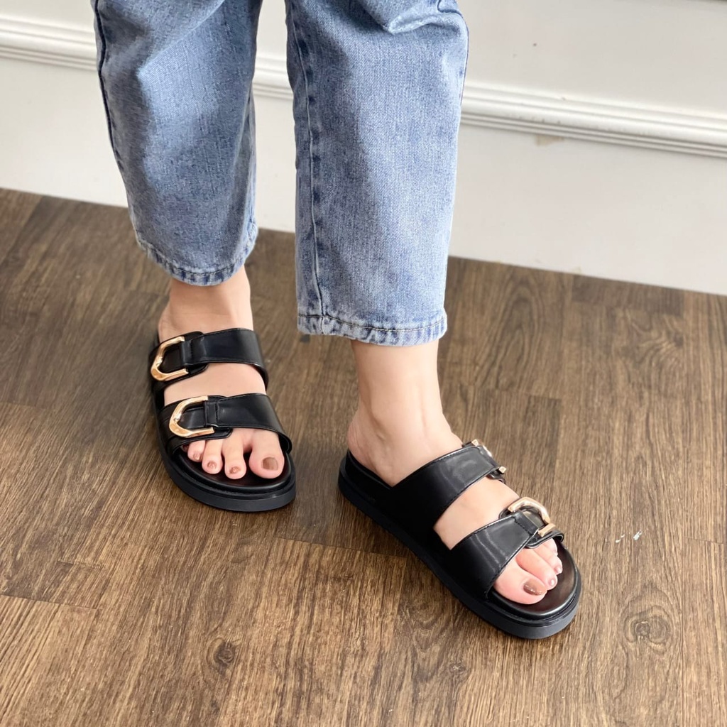 SANDAL WANITA CNK-3857 FLAT