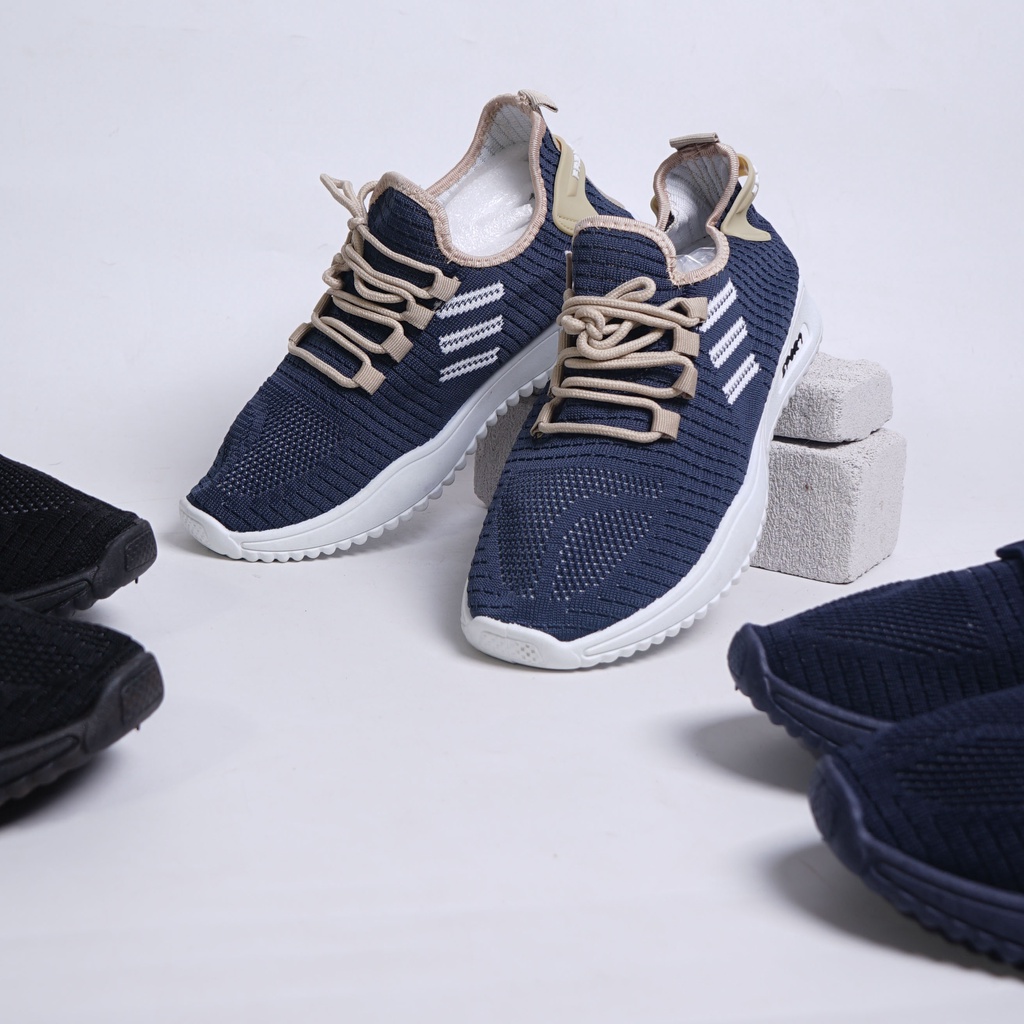 DUNKENSTOCK CONAN 01 Sepatu Sneakers pria Casual Hitam Polos TERBARU!