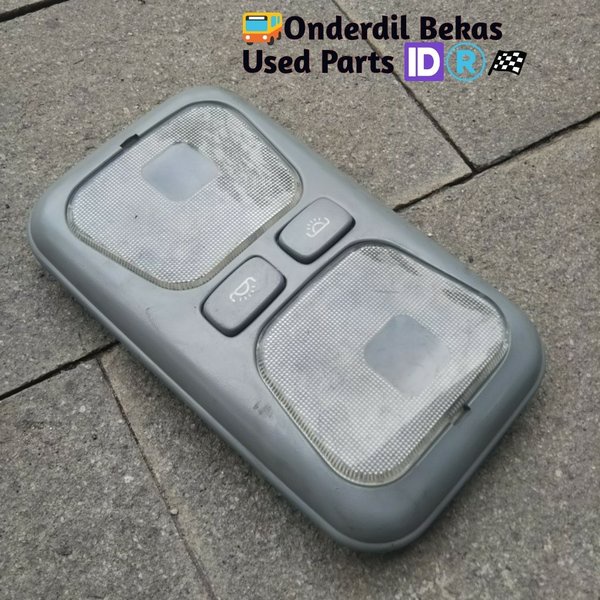 Lampu Kabin Tengah Ssangyong Musso
