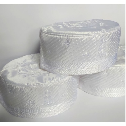 Peci Madinah Bugis Haji Madinah Putih Kopiah Bulat Motif