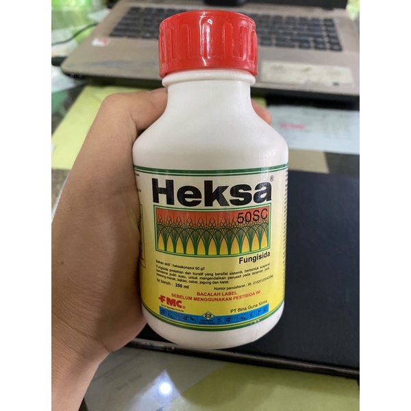 Fungisida heksa 50SC 250ml