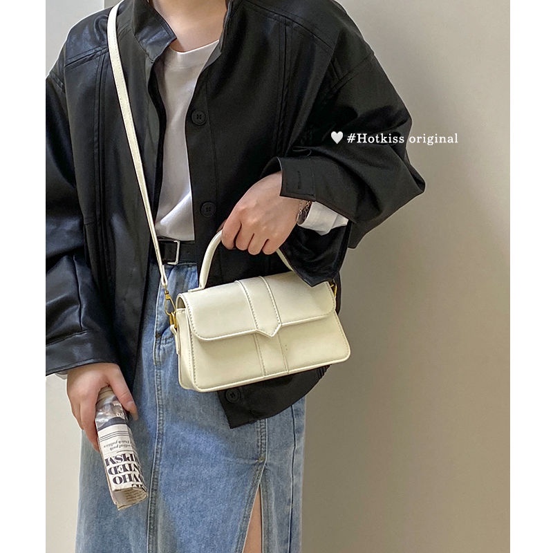 Red High-End Niche Desain Tas Wanita 2022 Baru Musim Gugur dan Musim Dingin Single Bahu Messenger Tas Retro All-Match portabel Kecil Persegi Tas