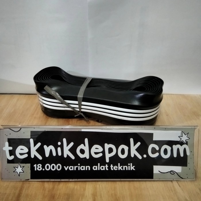 [HARGA PROMO] List Tangga Karet Anti Slip Hitam Garis Putih Lis Tangga Panjang 4 M - Perlengkapan Ru