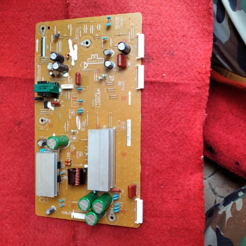 Y MAIN TV PLASMA SAMSUNG PS43E400 Y MAIN Y SUS MAIN Y SUS TAIN TV PLASMA SAMSUNG