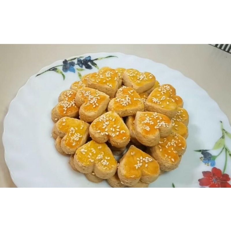 

Kue Kacang Toples 250gr Keju Kue Lebaran Kue Natal Kue Imlek Kue Hariraya