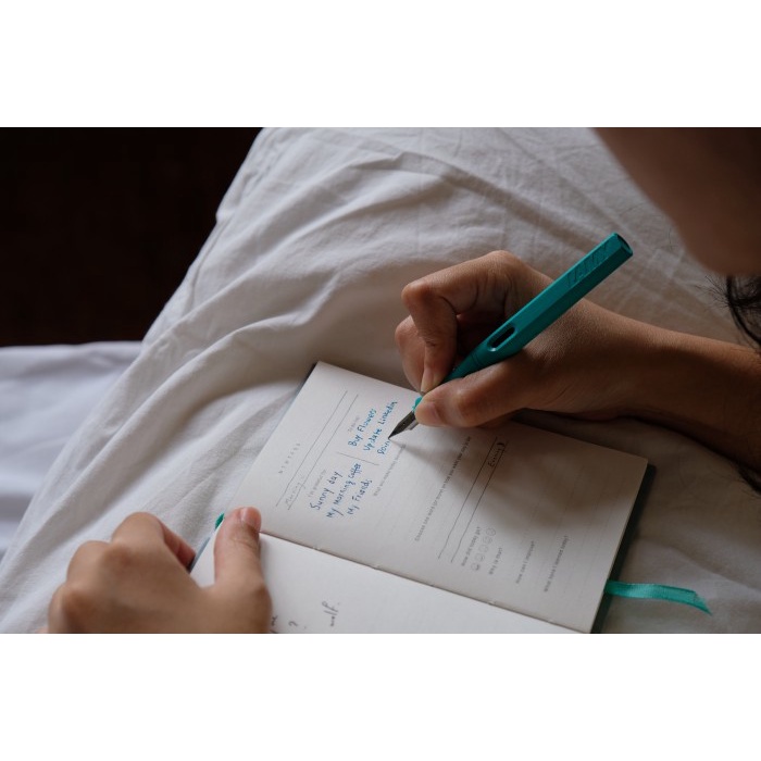 

Mindfulness In 30 Days Diary - Journal A6
