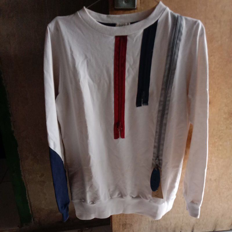 Preloved sweater deenay