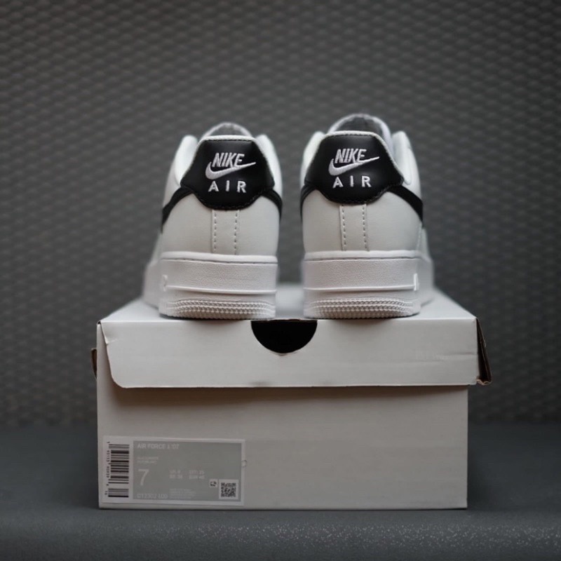 Nike Air Force 1 White Black Original