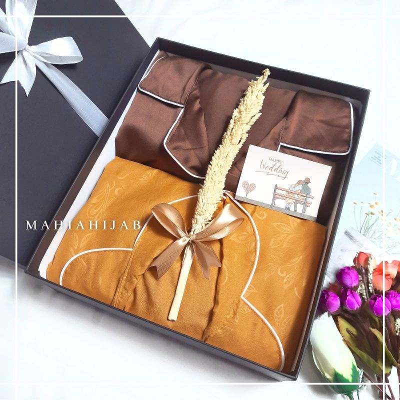 Hampers Wedding Piyama Couple Hardbox Exclusive / Kado Pernikahan Baju tidur pasangan / Hadiah Anniversary