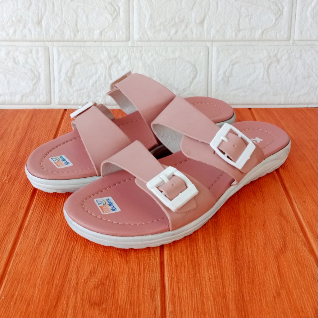 Kickers RF.03 Sandal Slop Wanita Flat size 37-40 Ungu