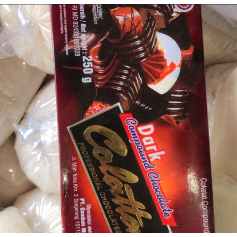 

coklat batangan per kotak