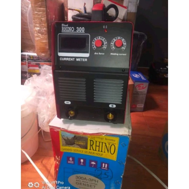 Super Seller Mesin Las Travo Las InverterLas BLACK RHINO MMA 300 IGBT 2000
Watt 1 Phase