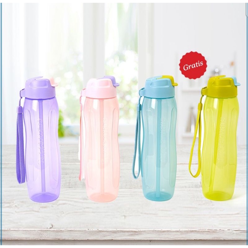 Fashion eco bottle straw 750 ml. Eco Fashion. Botol minum asli produk tupperware. Bisa beli satuan. 