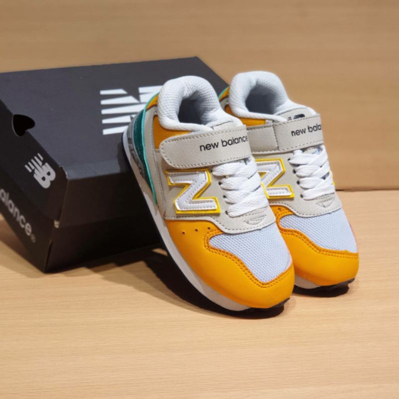 BIG SALE NEW BALANCE SEPATU SNEAKERS SEKOLAH ANAK KIDS OLAHRAGA SPORT CASUAL ANAK KIDS SEPATU LARI S