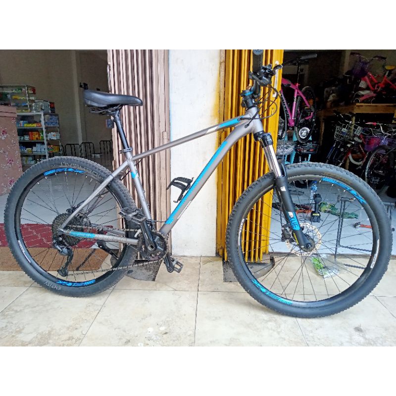 Polygon xtrada 5 seken mulus terawat size M