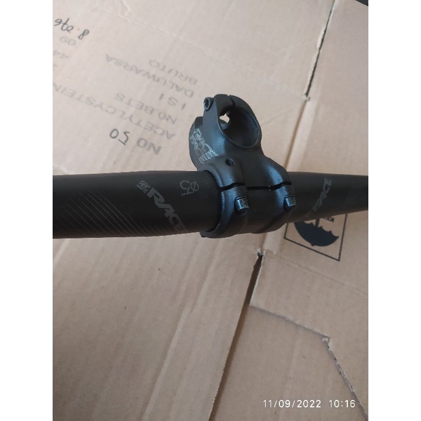Handlebar dan Stem Raceface diameter 35