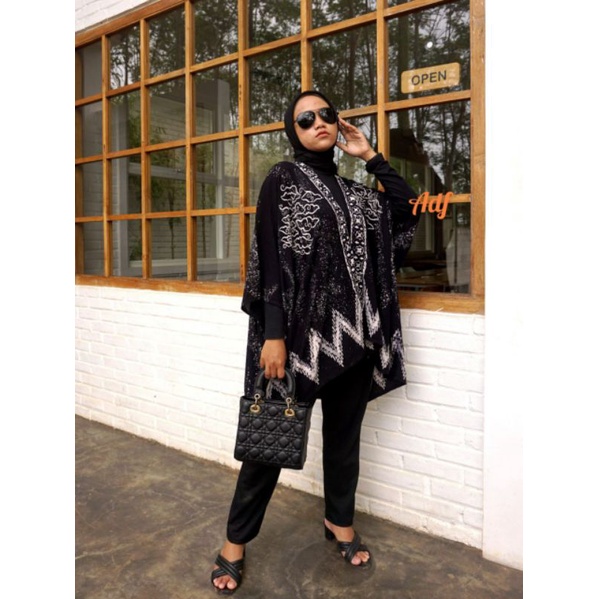 OUTFIT BATIK KONDANGAN KARDIGAN CAP HALUS