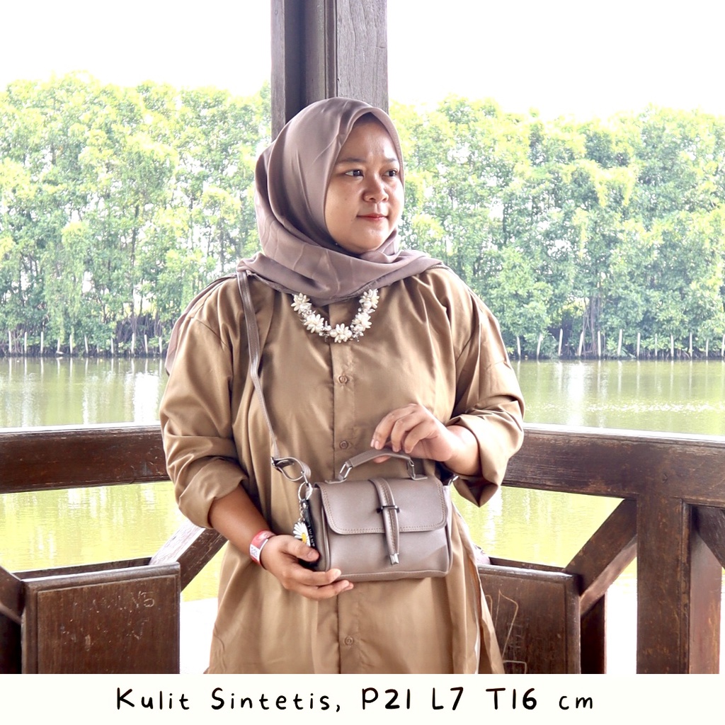 Hot sale!! Tas Slingbag Lokal Magnet ruang tas murah selempang wanita Slingbag mini muat hp kulit sintetis