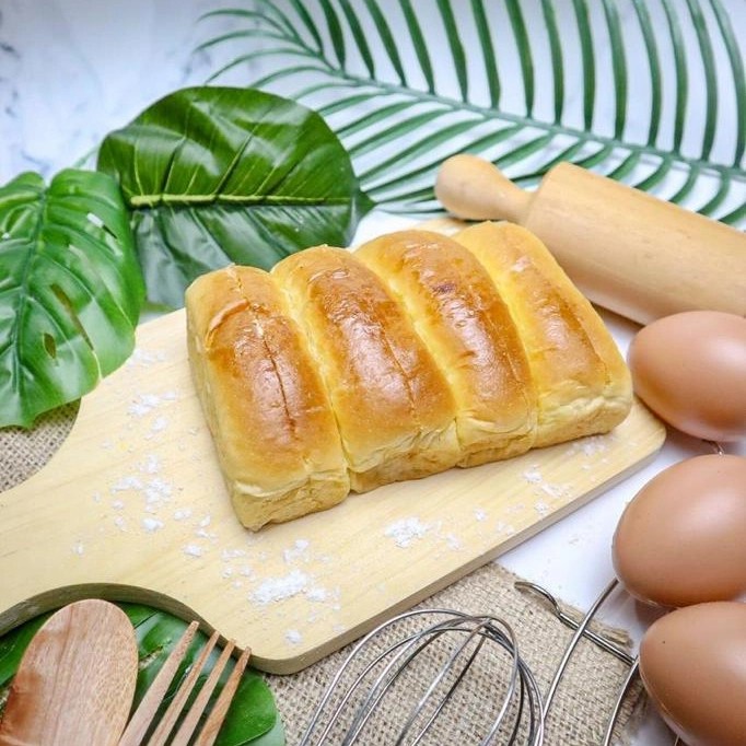 

Roti sisir ( isi mentega manis) / bread / roti sisir sweet butter