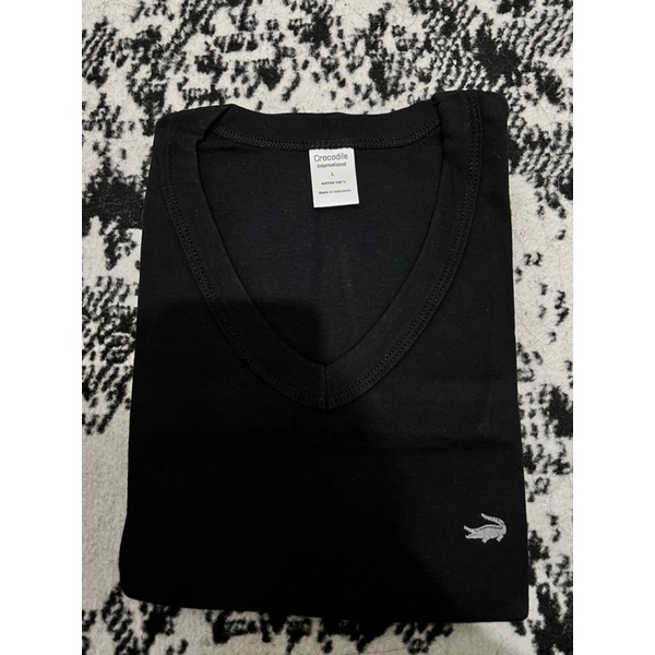 Baju Crocodile V Neck Black