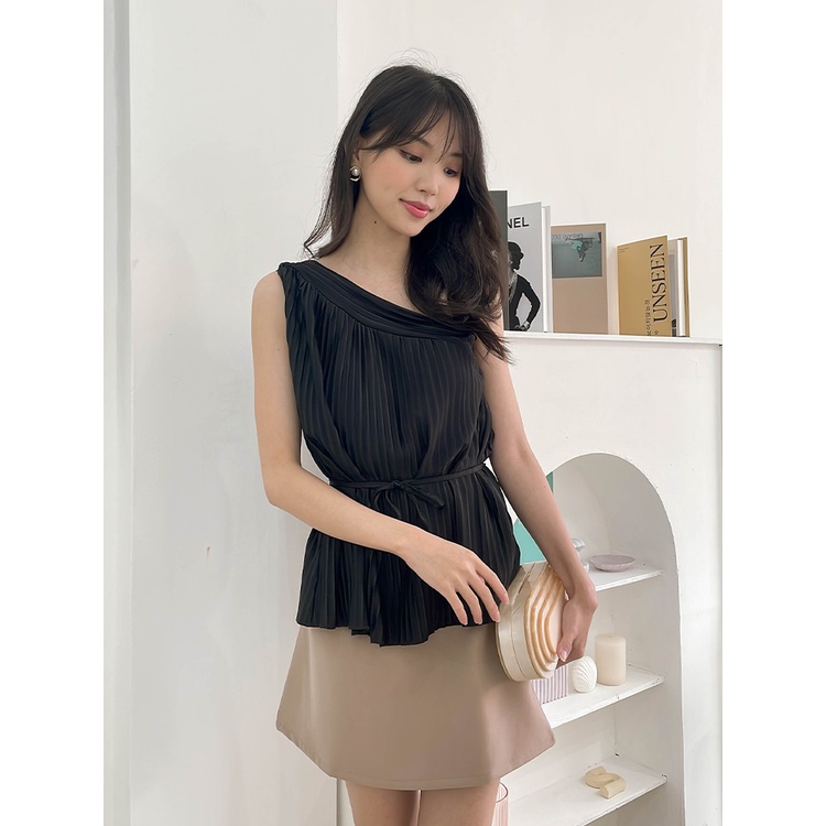 Kadaka T-0458 Top One Shoulder Pleats Premium