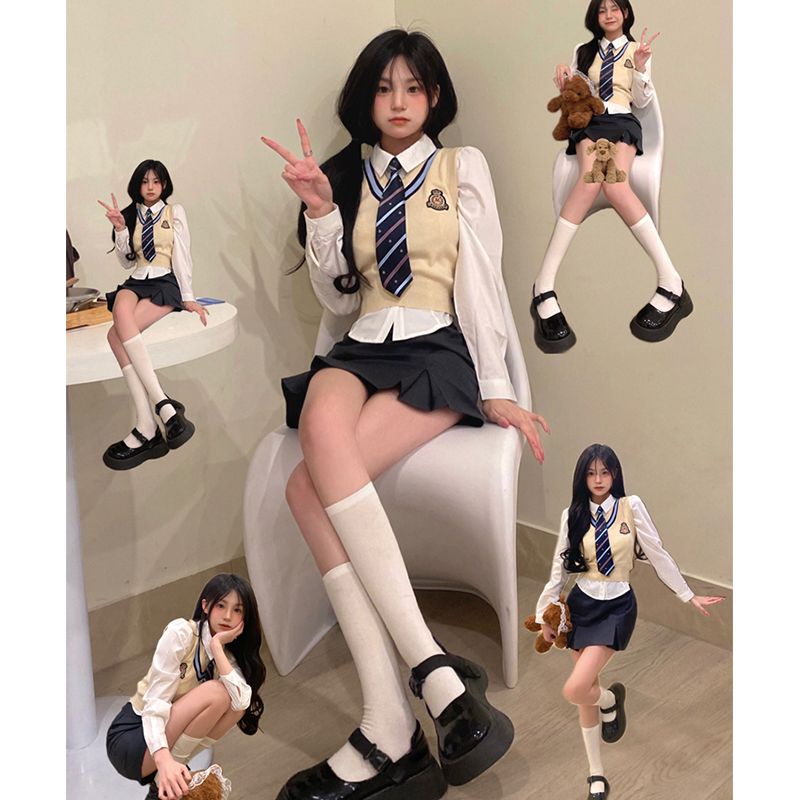 Red Seragam kuliah gaya V-neck pendek rajutan rompi kerah kemeja putih tas pinggang tinggi pinggul rok hot gadis setelan jas tiga potong