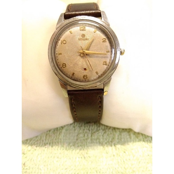 Jam Tangan Pria Titoni Manual Second.