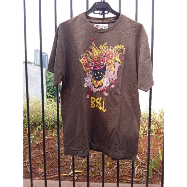 KAOS BALI ( BATIK KERIS ) PRELOVED