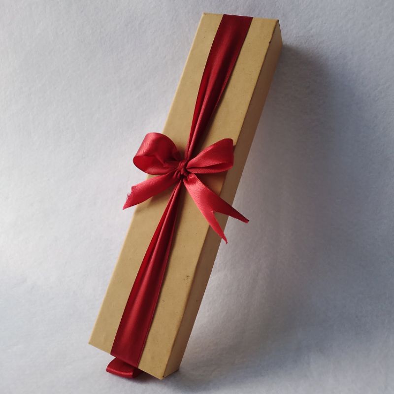 

Kotak kado/gift box/hampers/hadiah