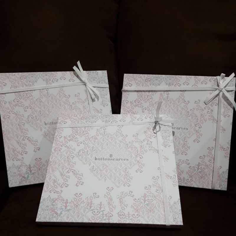 new buttonscarves the granada white pink