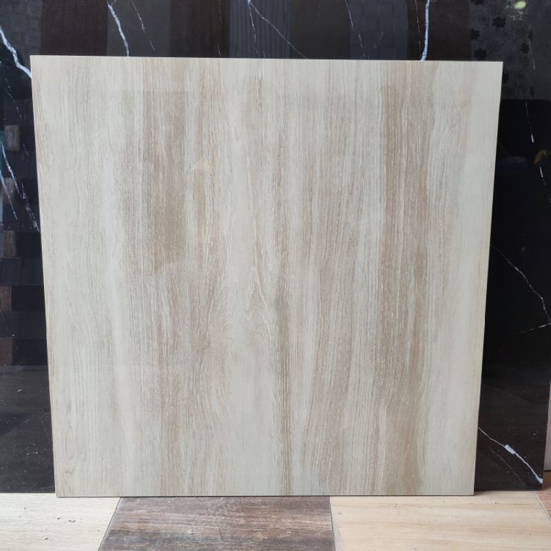 granit 60x60 motip kayu glosy sunpower