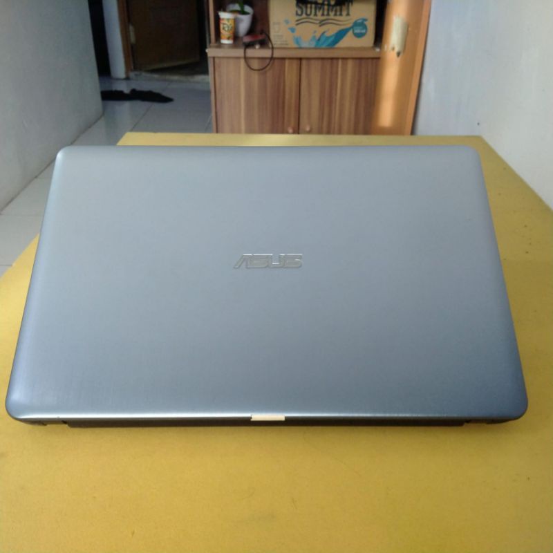 Asus X441S Intel Celeron N3 RAM 4Gb Layar 14 inch