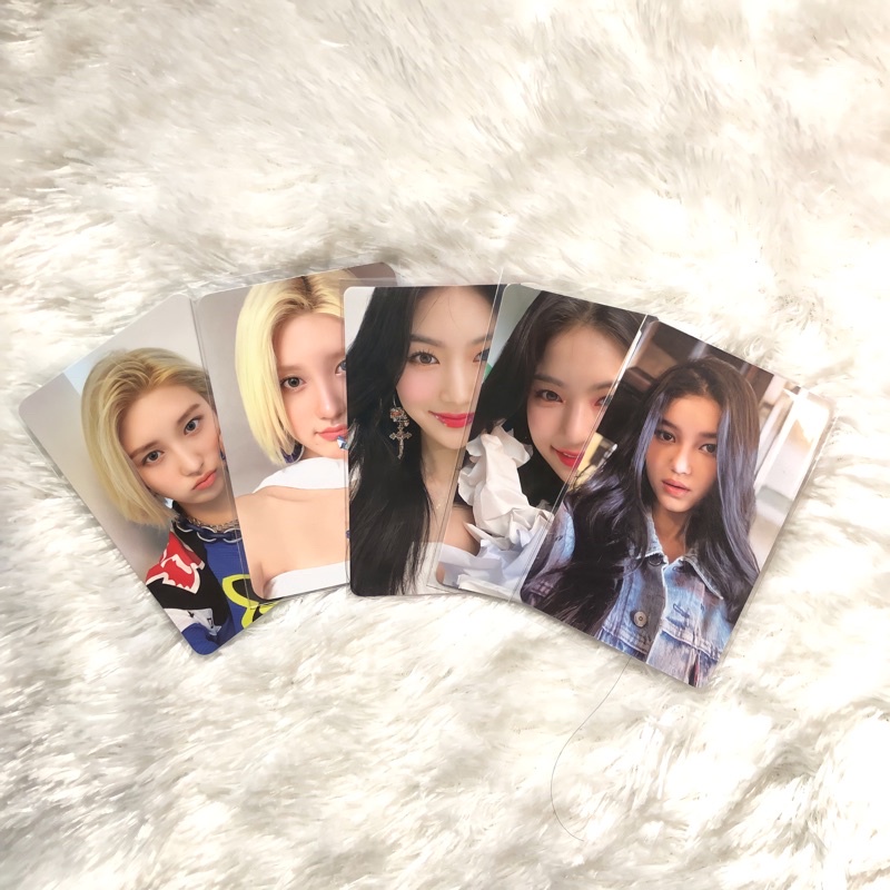 Photocard Gaeul Isa Danielle