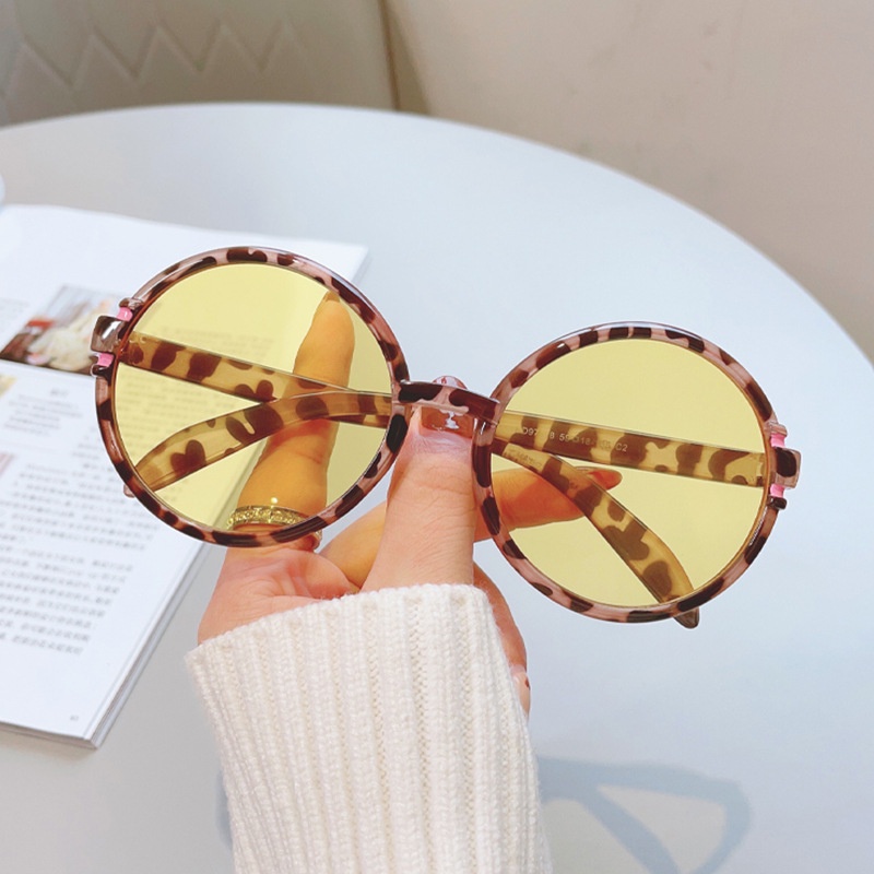 (YUZHU) Vintage Fashion Oversized Round Frame Sunglasses Kacamata Kerai Liburan Warna Permen Fashion Baru Wanita