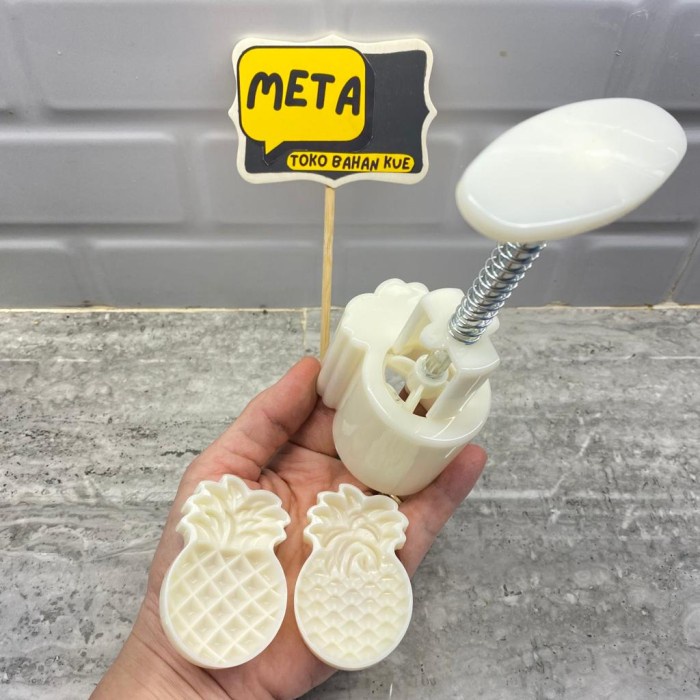 1SET CETAKAN NASTAR / CETAKAN KUE NENAS / NASTAR TAIWAN