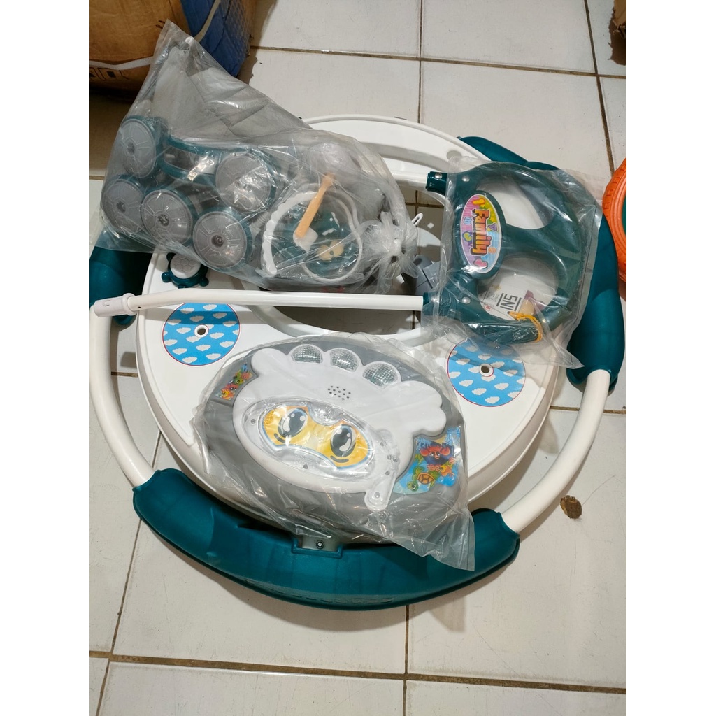 Baby Walker Family F 880 Kereta Dorong Bayi Badong