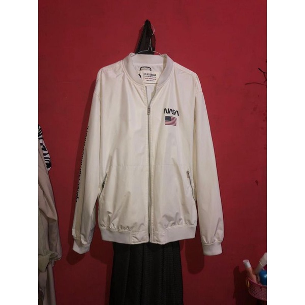 Jaket pull&bear nasa