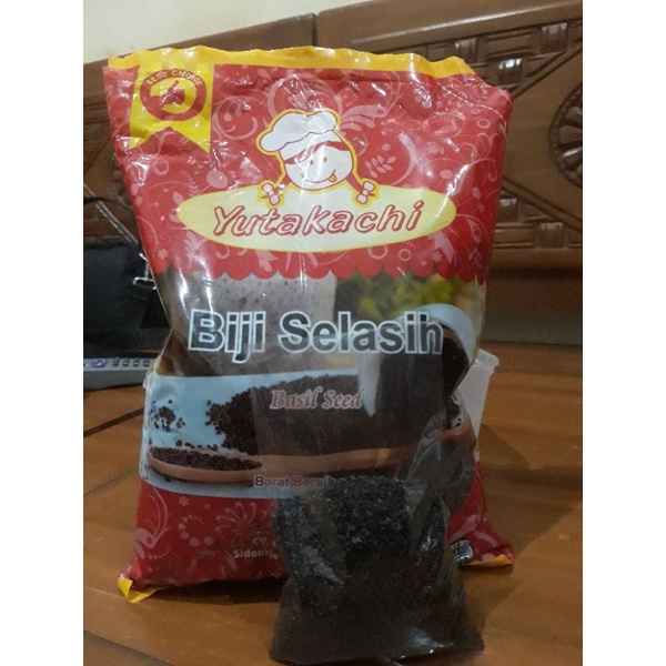 

Biji Selasih kemasan repack 50gr