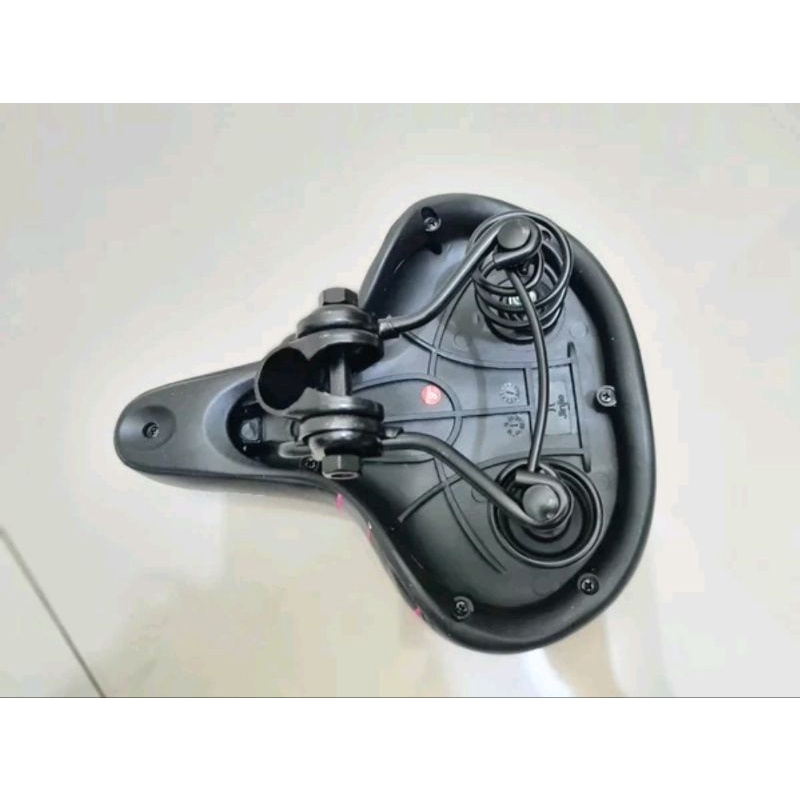 SADEL SEPEDA EMPUK NYAMAN SADDLE MODEL LEBAR MERK TREX 869 LEBAR MODEL PER BISA SEPEDA MINI BMX MTB LIPAT